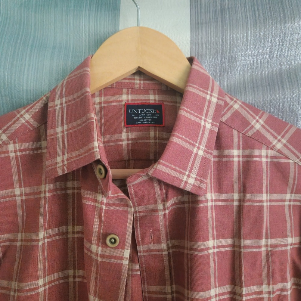 UNTUCKit Colson WF Slim Fit Wrinkle Free Plaid Button Down Shirt Red Mens Medium